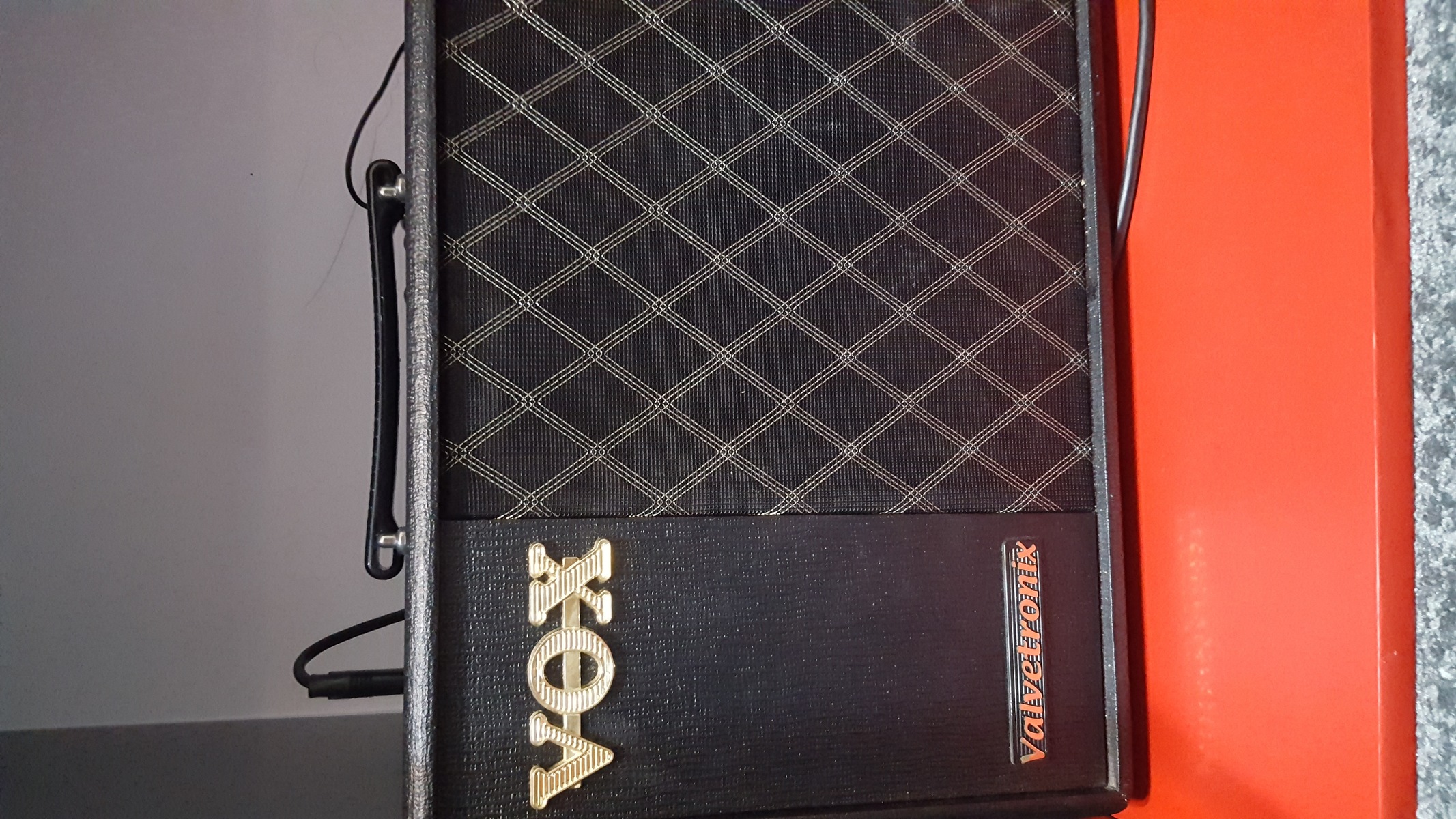 Amp Rig by awoken featuring Vox VT20X 20W 1x8 Guitar Modeling Combo Amp