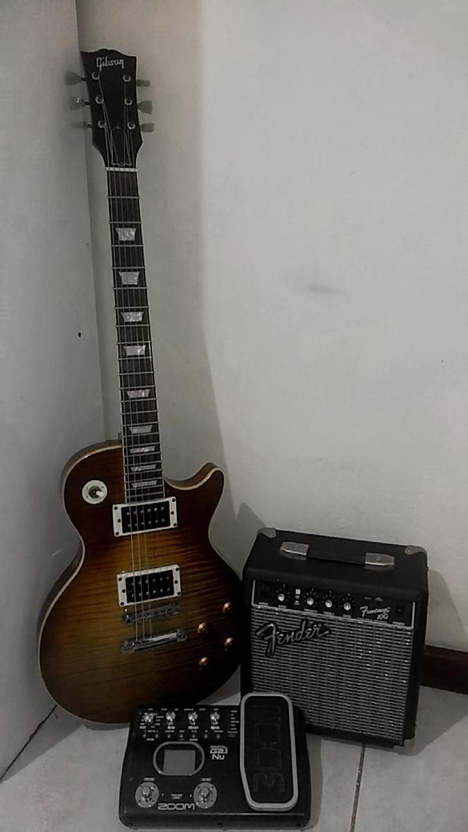 Pedalboard by serinaofficial featuring Zoom G2.1Nu, Fender Frontman 10G, and Gibson Les Paul Standard Classic 2002