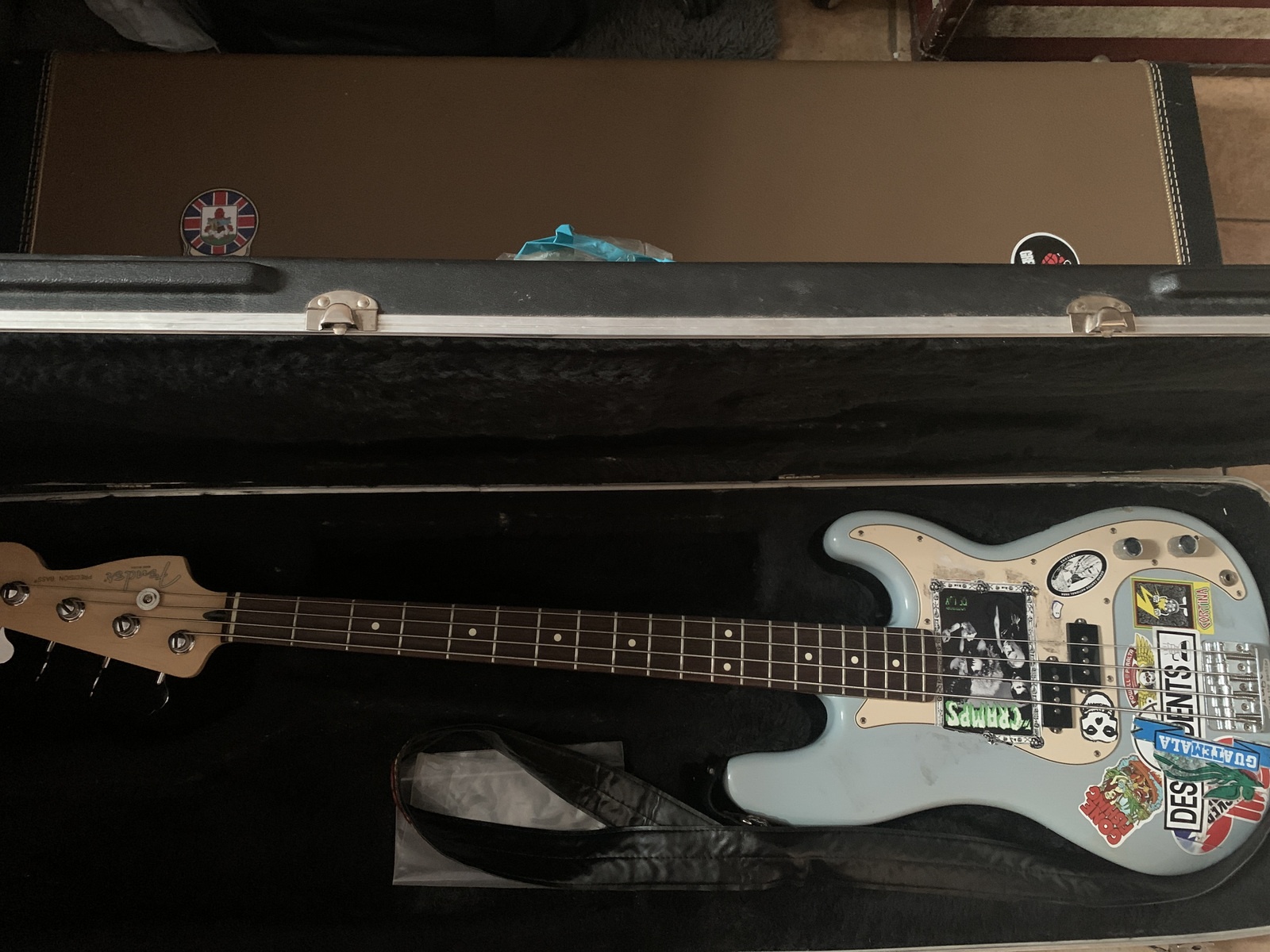 Music Gear Setup by ha_cvs featuring Fender Highway One Precision Bass