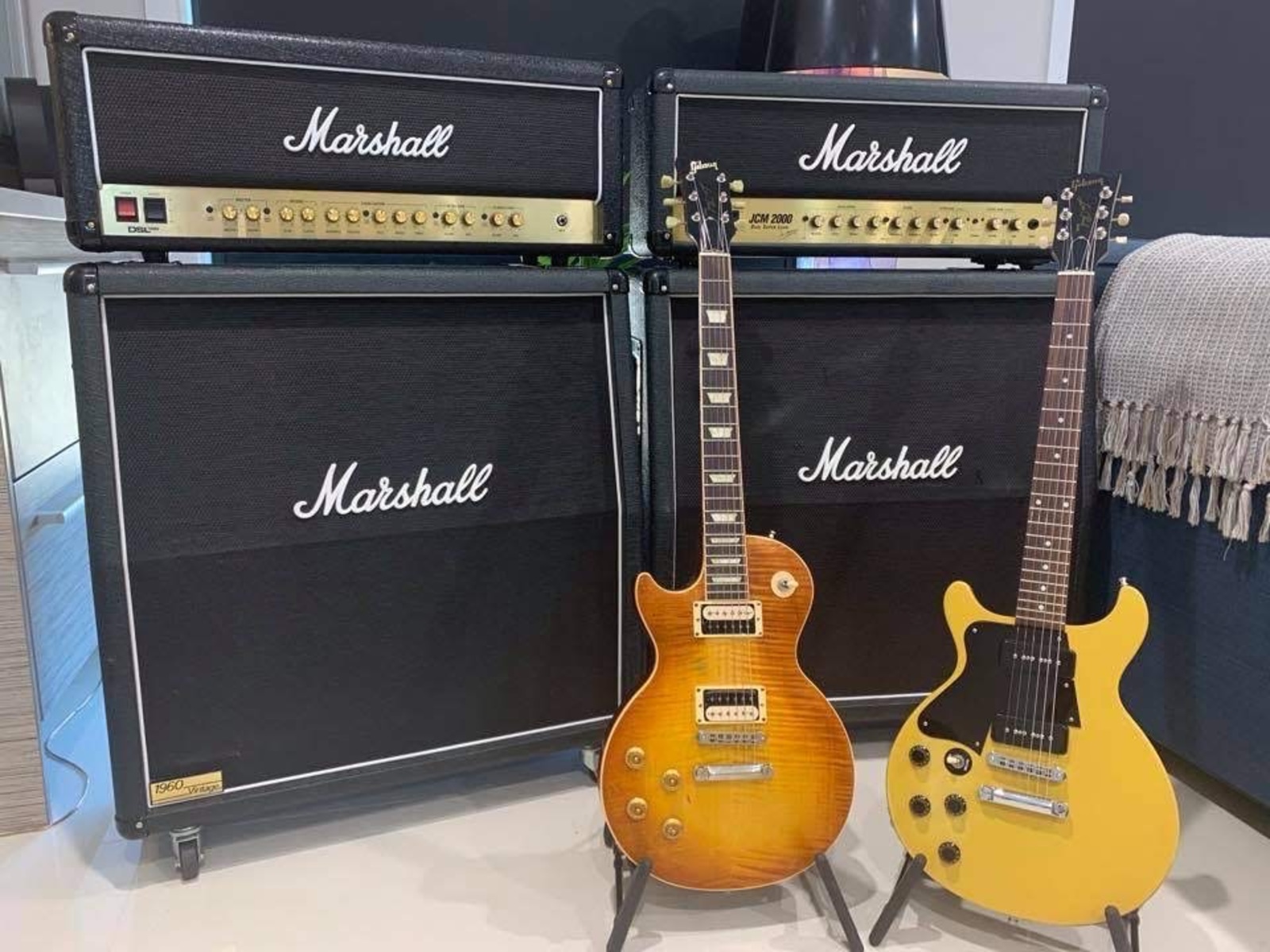 Metal Amp Rig by troi_tyrrell featuring Marshall 1960A 4x12'' Cabinet, Marshall 1960AV, and Marshall JCM 2000 DSL 50 and 3 more pieces of gear