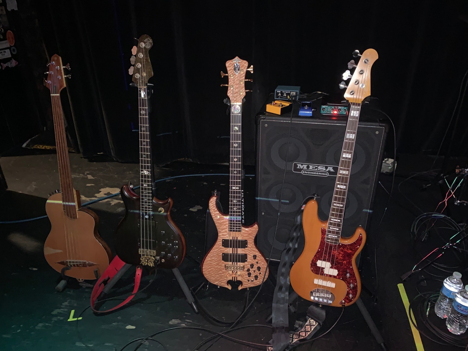 Bass Rig by paujones64 featuring Lakland Bob Glaub Signature Series Bass Guitar, Gibson Thunderbird Bass, and Radial JDV MK5 Super DI Direct Box and 2 more pieces of gear