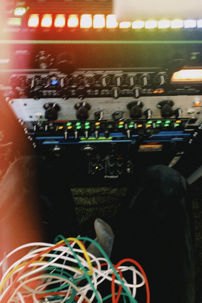 monochrome's music gear photo