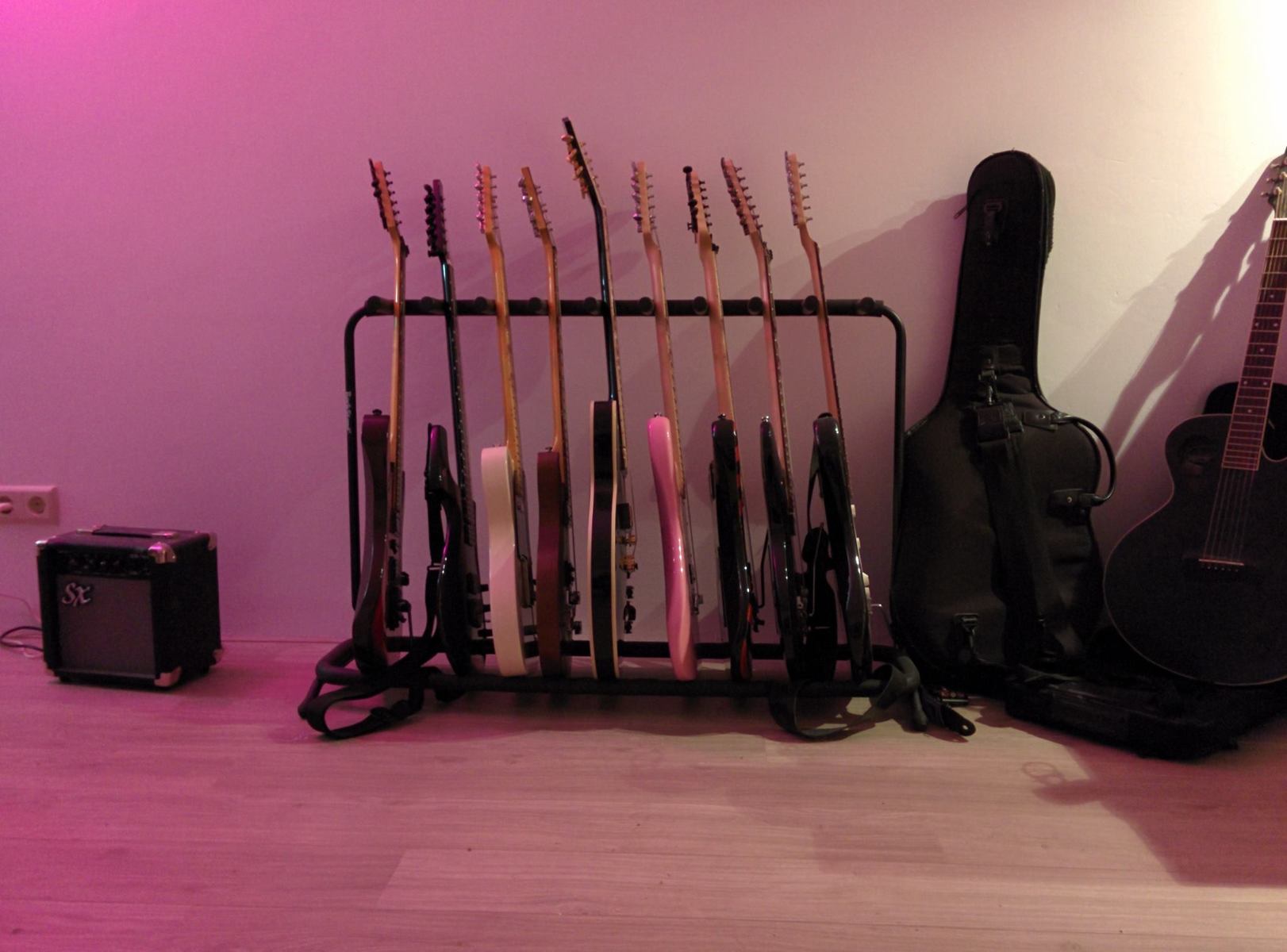 iwamoto's music gear photo