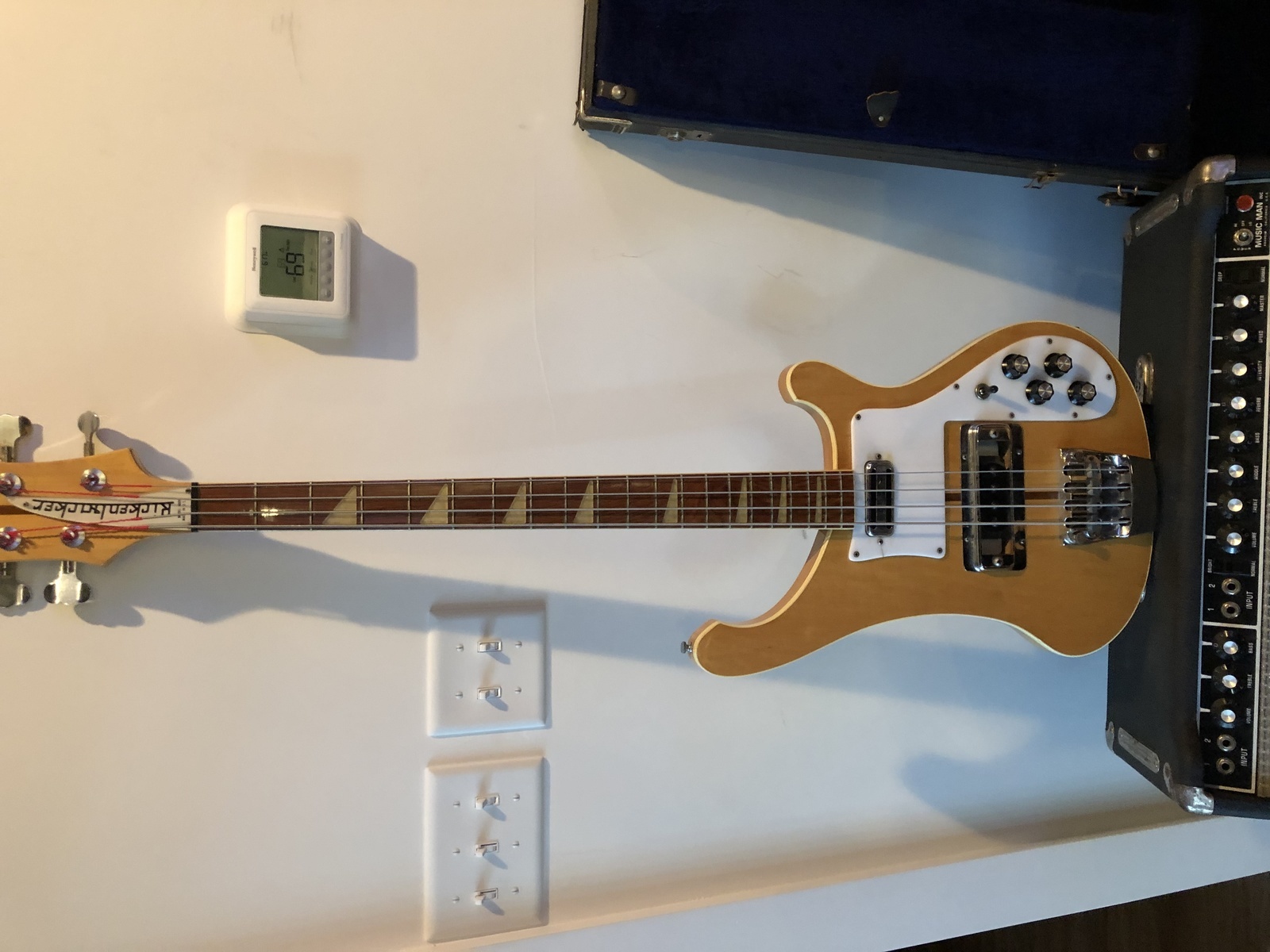 Music Gear Setup by jake_strunin featuring Rickenbacker 4001