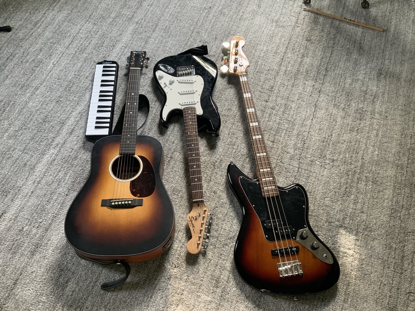 Squier Music Gear Setup by therealjdp20 featuring Squier Mini Stratocaster and Martin DJR-10E Sunburst