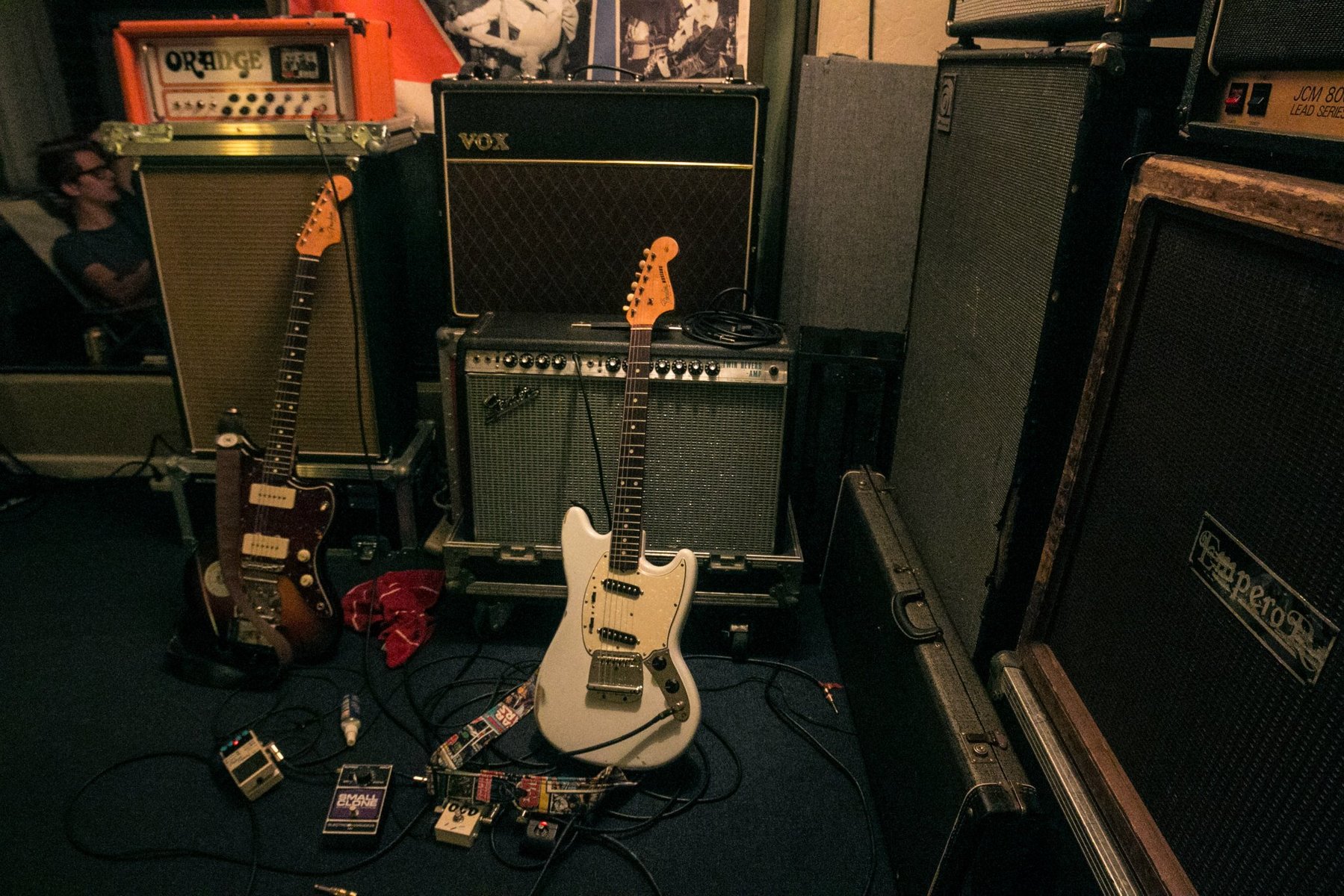 Fender Amp Rig by colin featuring Fender Mustang Electric Guitar, Vox AC30 Guitar Combo Amp, and Fender 'Silverface' Twin Reverb (1972-1976) and 1 more piece of gear