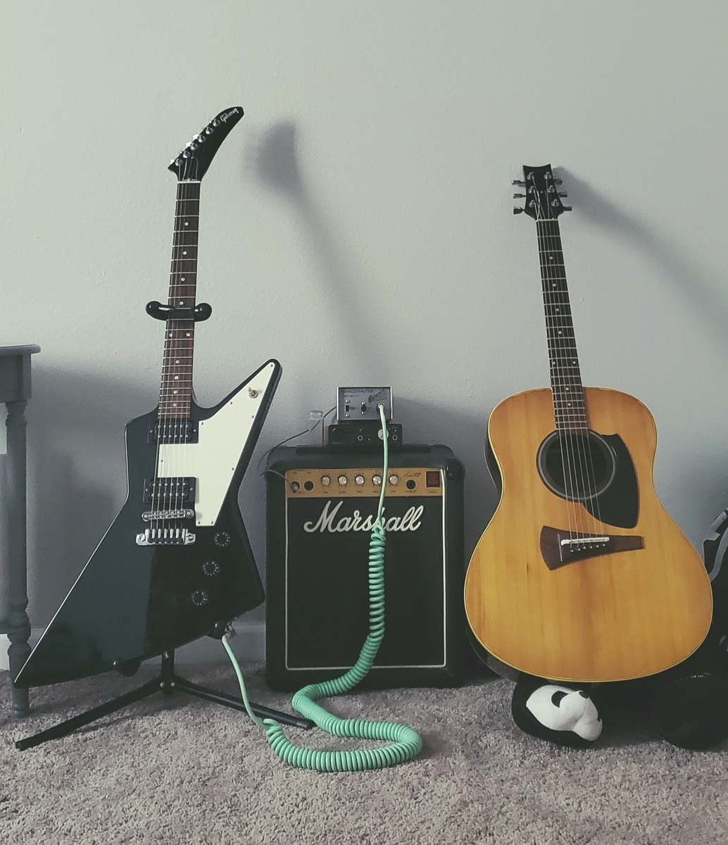 Metal Music Gear Setup by legendwitch666 featuring Gibson Explorer Electric Guitar, Marshall 5005 Lead 12, and British Pedal Company Vintage Series Dallas Rangemaster and 1 more piece of gear