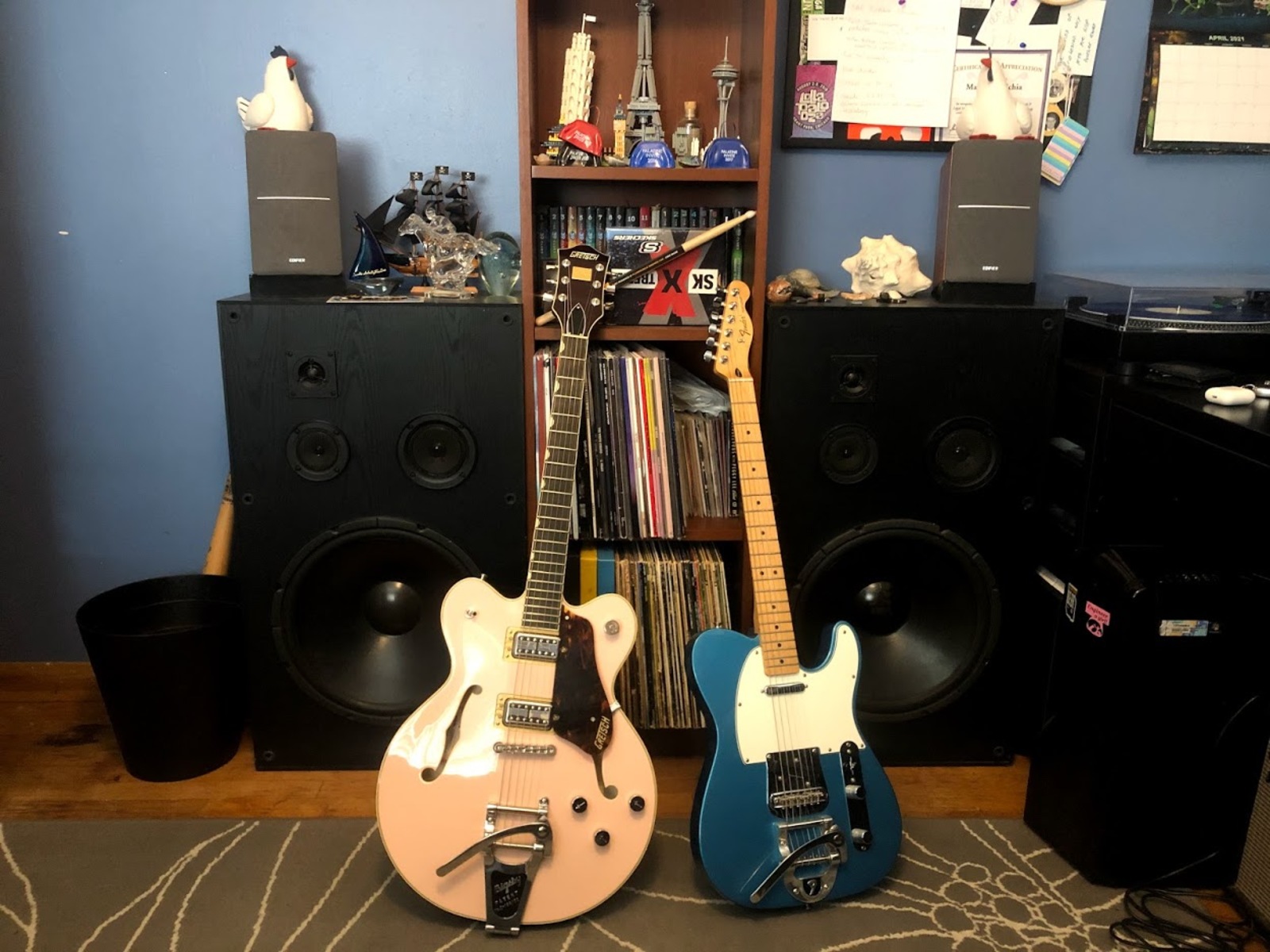 Gretsch Music Gear Setup by malcolm_filichia featuring Gretsch Player's Edition G6609TDC Broadkaster Center Block and Fender Standard Telecaster w/ Bigsby