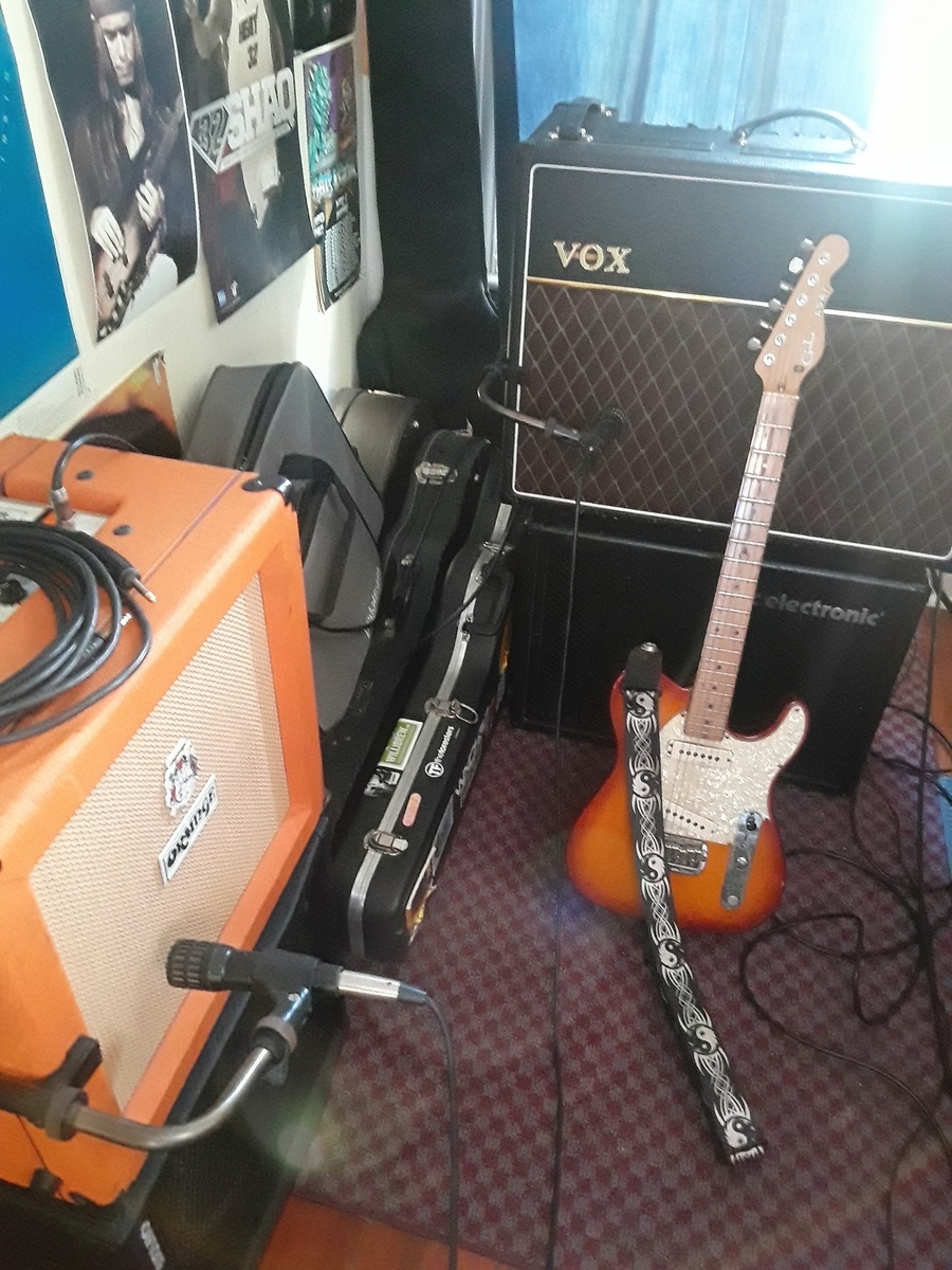 Audix Amp Rig by spuleo featuring G&L ASAT Special, Vox AC30 Guitar Combo Amp, and Orange Tiny Terror Tube Guitar Combo Amp and 2 more pieces of gear