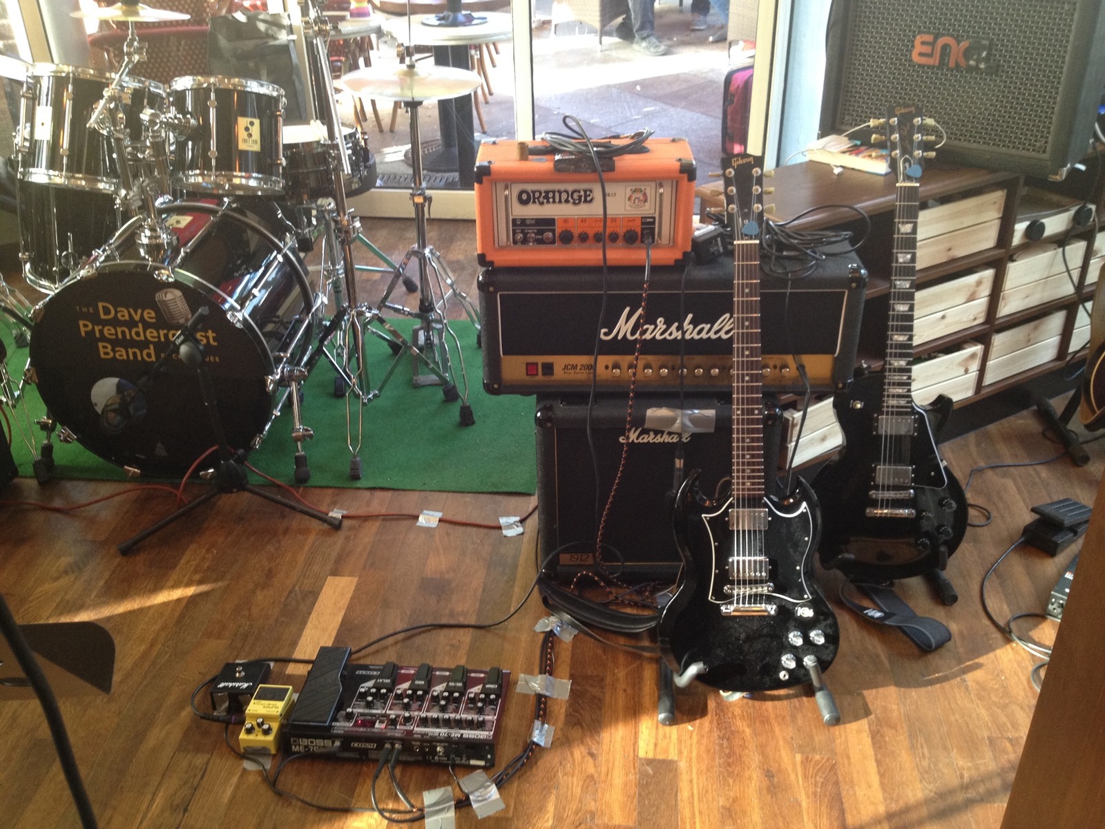Metal Pedalboard by martin_gotte featuring Gibson SG Special Electric Guitar, Gibson Les Paul Studio, and Marshall JCM 2000 DSL 50 and 5 more pieces of gear