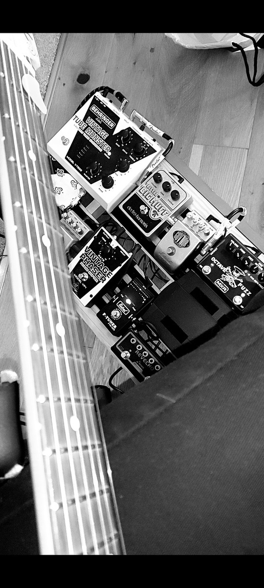 Pedalboard by harrystephenson featuring Fender Player Jazzmaster, Behringer VT999 Vintage Tube Monster, and Electro-Harmonix Little Big Muff Pi and 7 more pieces of gear