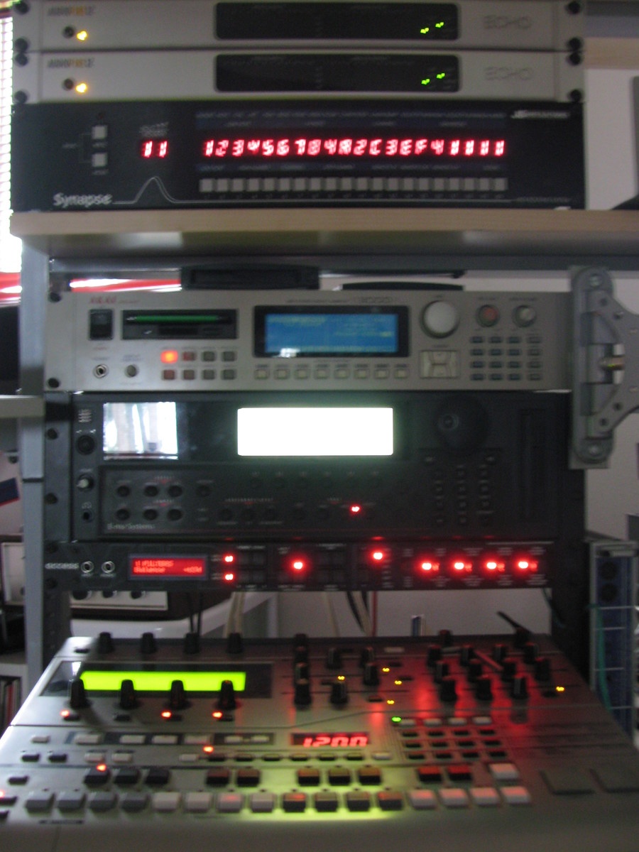 harness's music gear photo