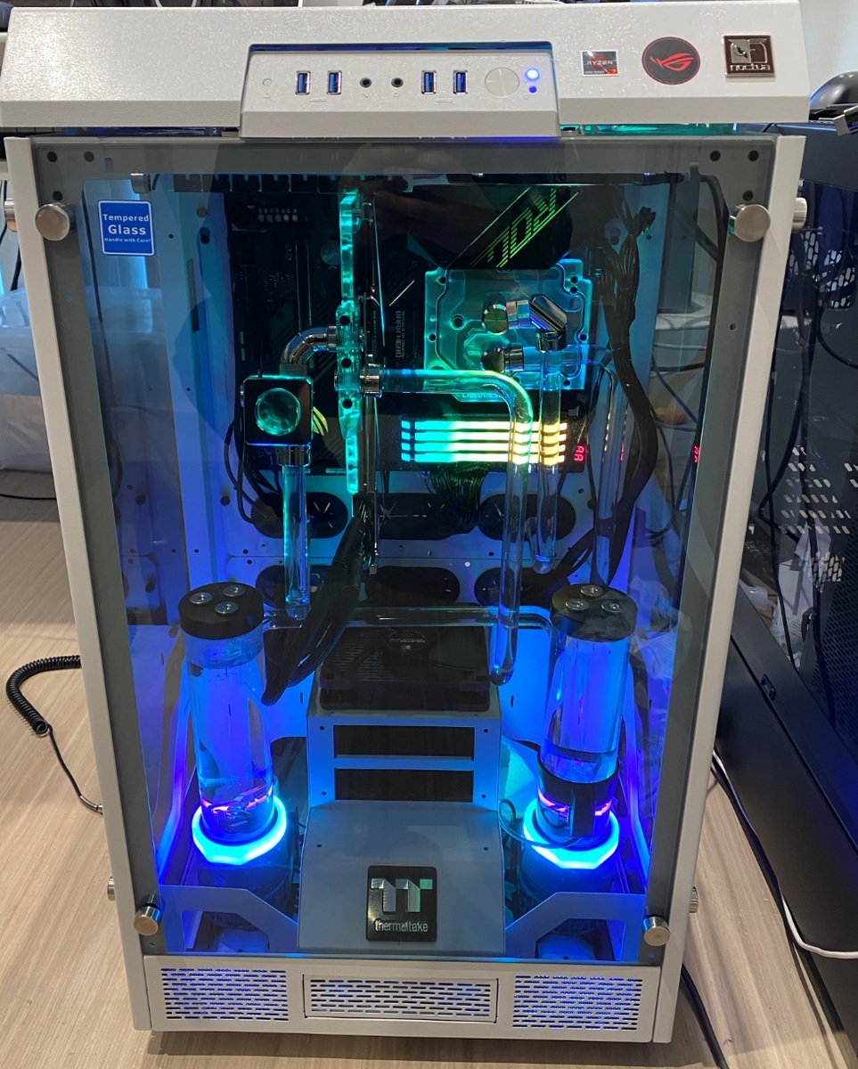 Music Gear Setup by simonleonmusic featuring GeForce RTX 3090 ROG Strix Gaming OC 24GB GDDR6X PCI-Express Graphics Card