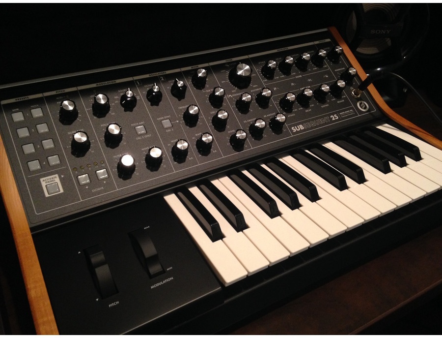 Moog Subsequent 25 - ranked #279 in Synthesizers | Equipboard