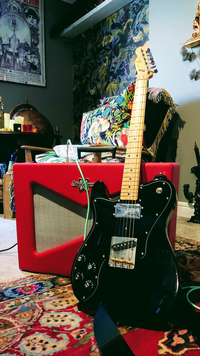 Amp Rig by neilrichardmurray featuring Fender Vaporizer and Fender '72 Telecaster Custom