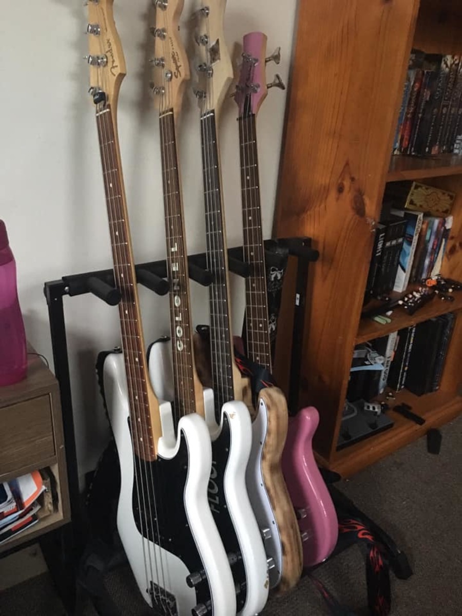 Music Gear Setup by jarvis_niewand featuring Fender Player Precision Bass, Squier Precision Affinity PJ, and Casino 100 Series Bass Guitar