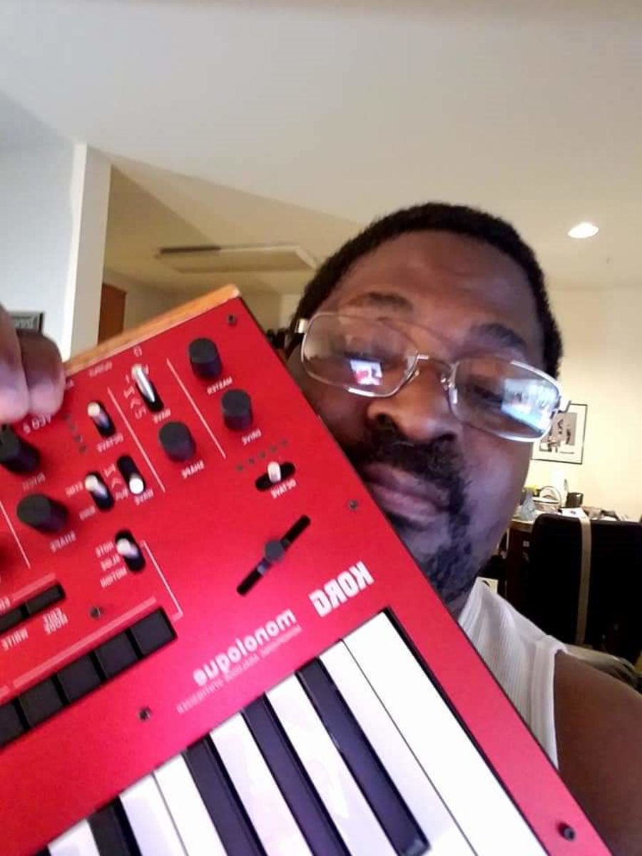 Music Gear Setup by kevin_edwards featuring Korg Monologue Red