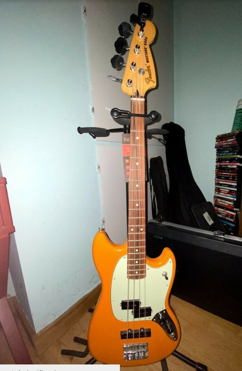 Music Gear Setup by lucy_moody featuring Fender Mustang Bass