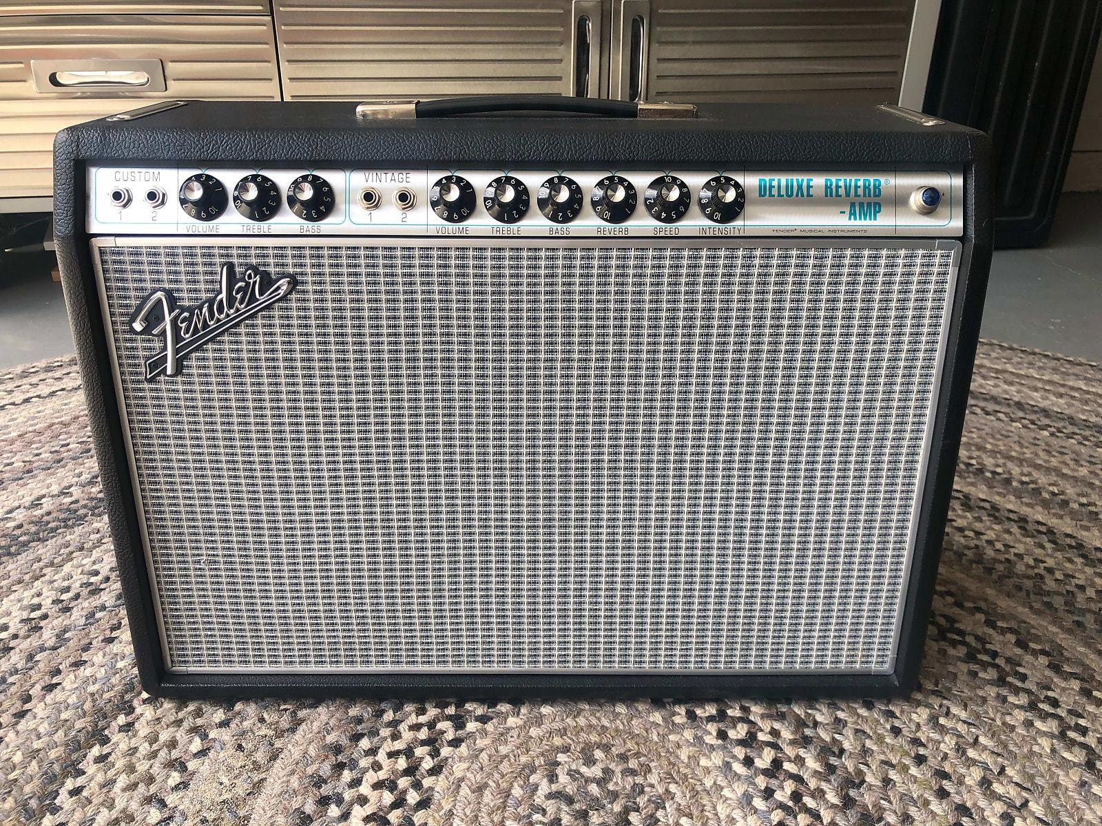 Country Amp Rig by jhnnymacaw featuring Fender '68 Custom Deluxe Reverb