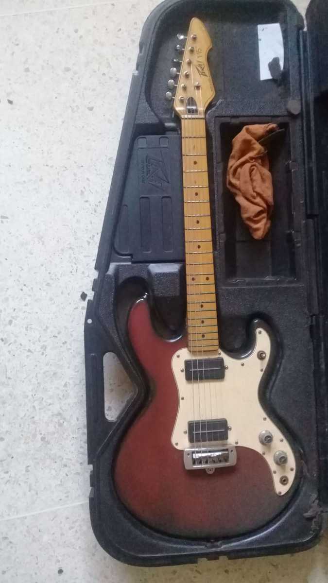 Music Gear Setup by jwettel featuring Peavey T-15