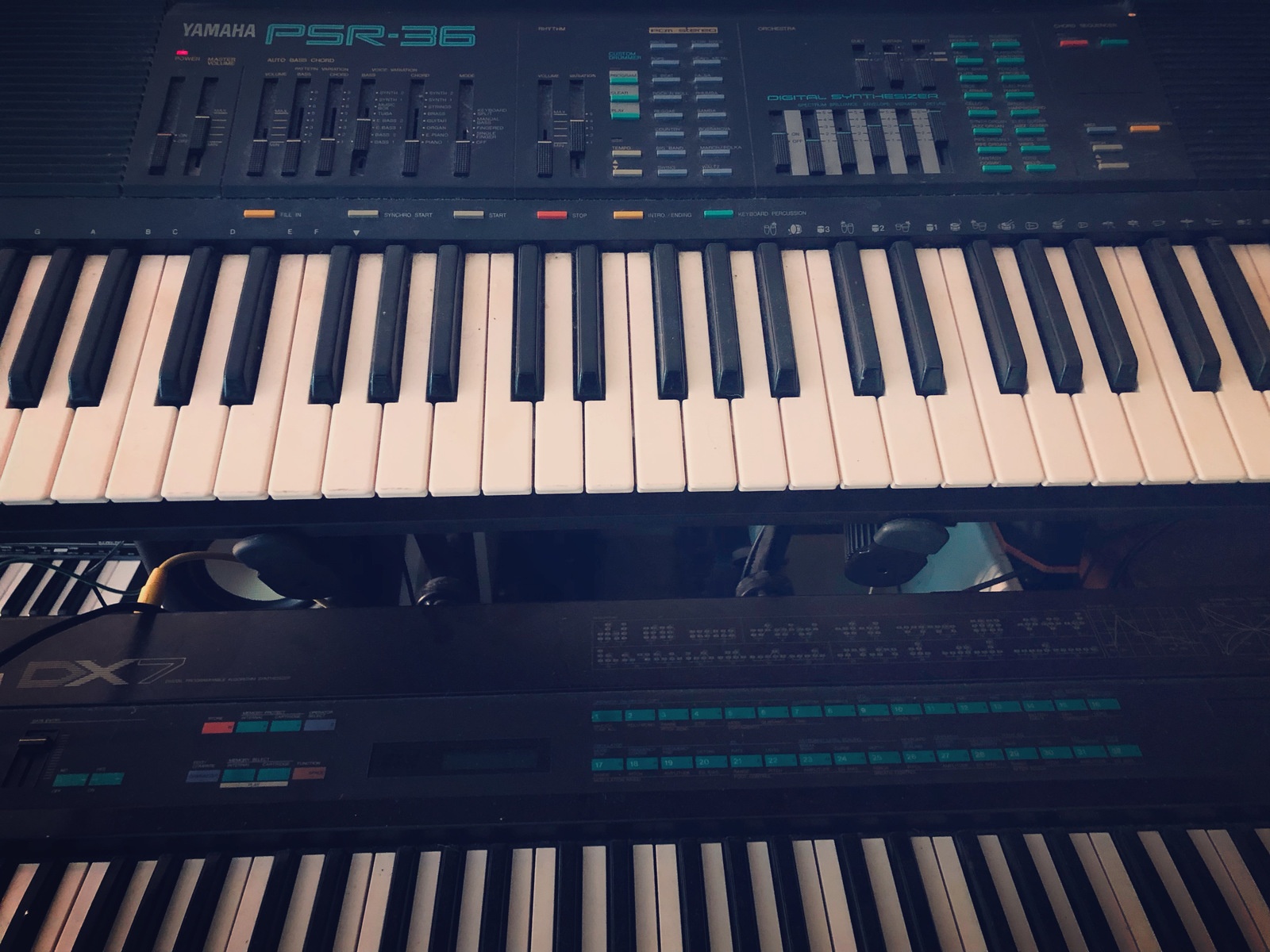 Electronic Studio Setup by sinkingfeeling featuring Yamaha PSR-36 and Yamaha DX7