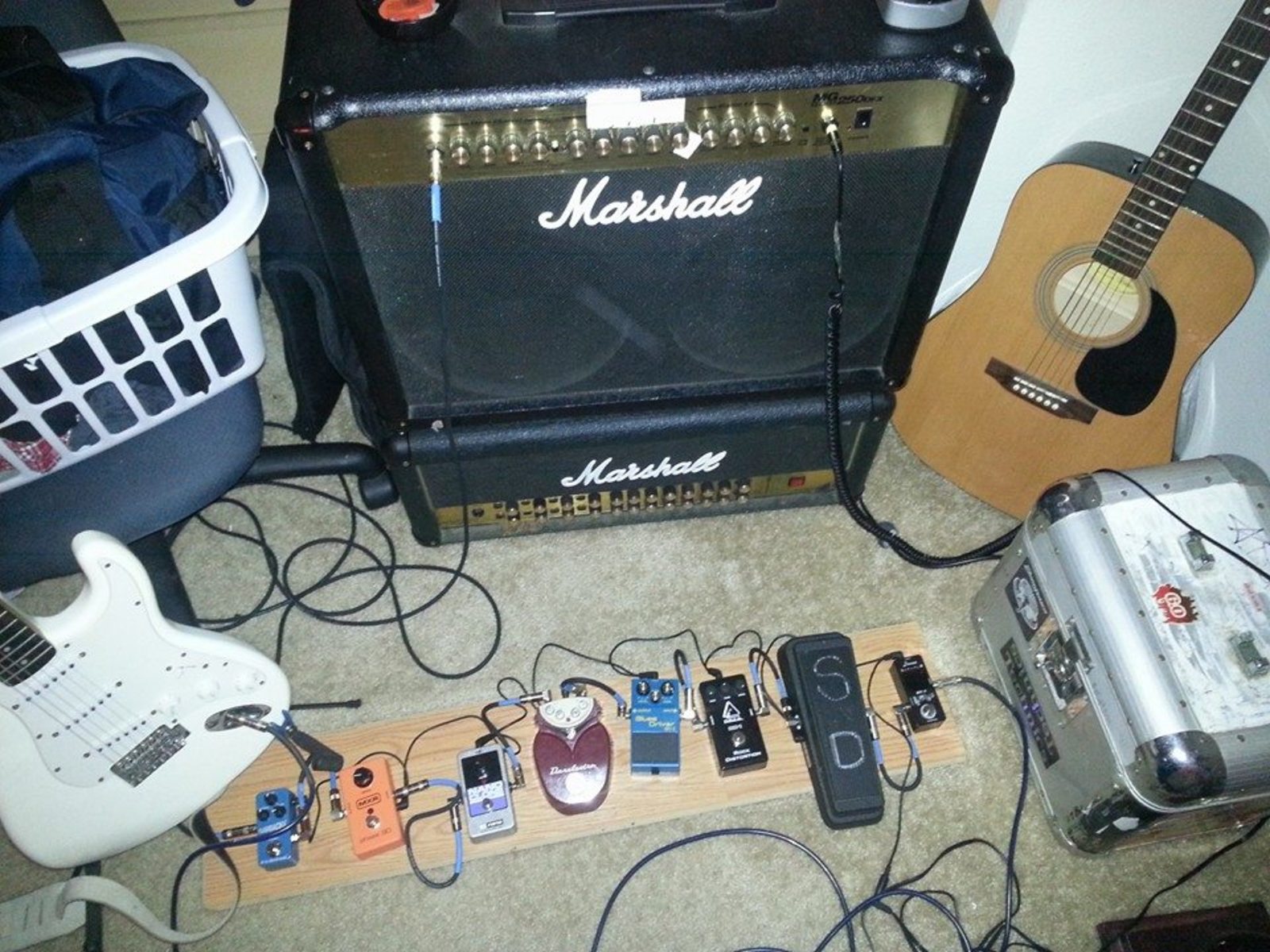 ryzr's music gear photo