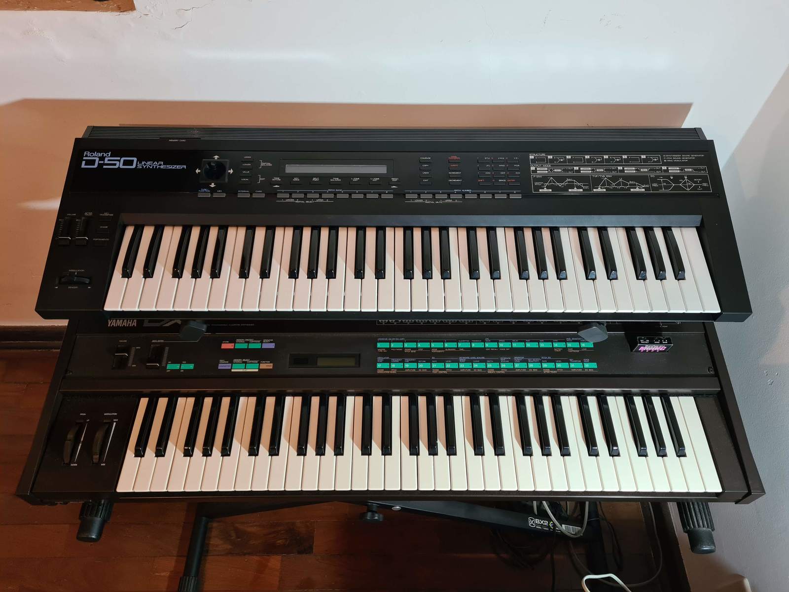 Electronic Synth Setup by andreleme featuring Yamaha DX7 and Roland D-50