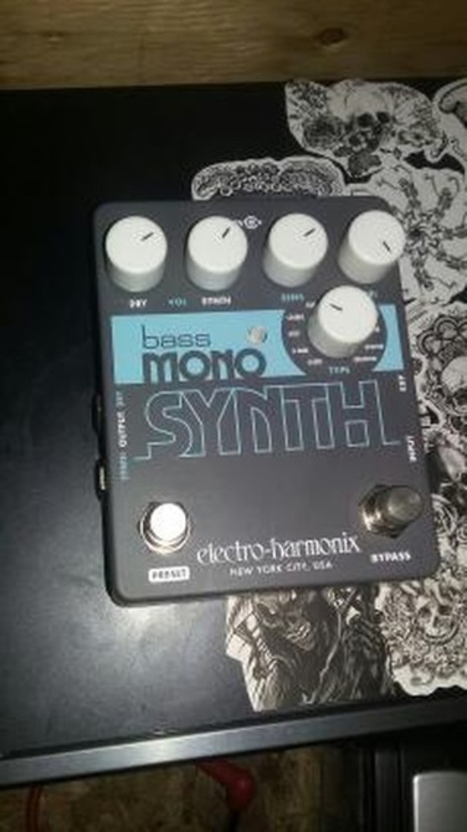 Pedalboard by h1grave featuring Electro-Harmonix Bass Mono Synth