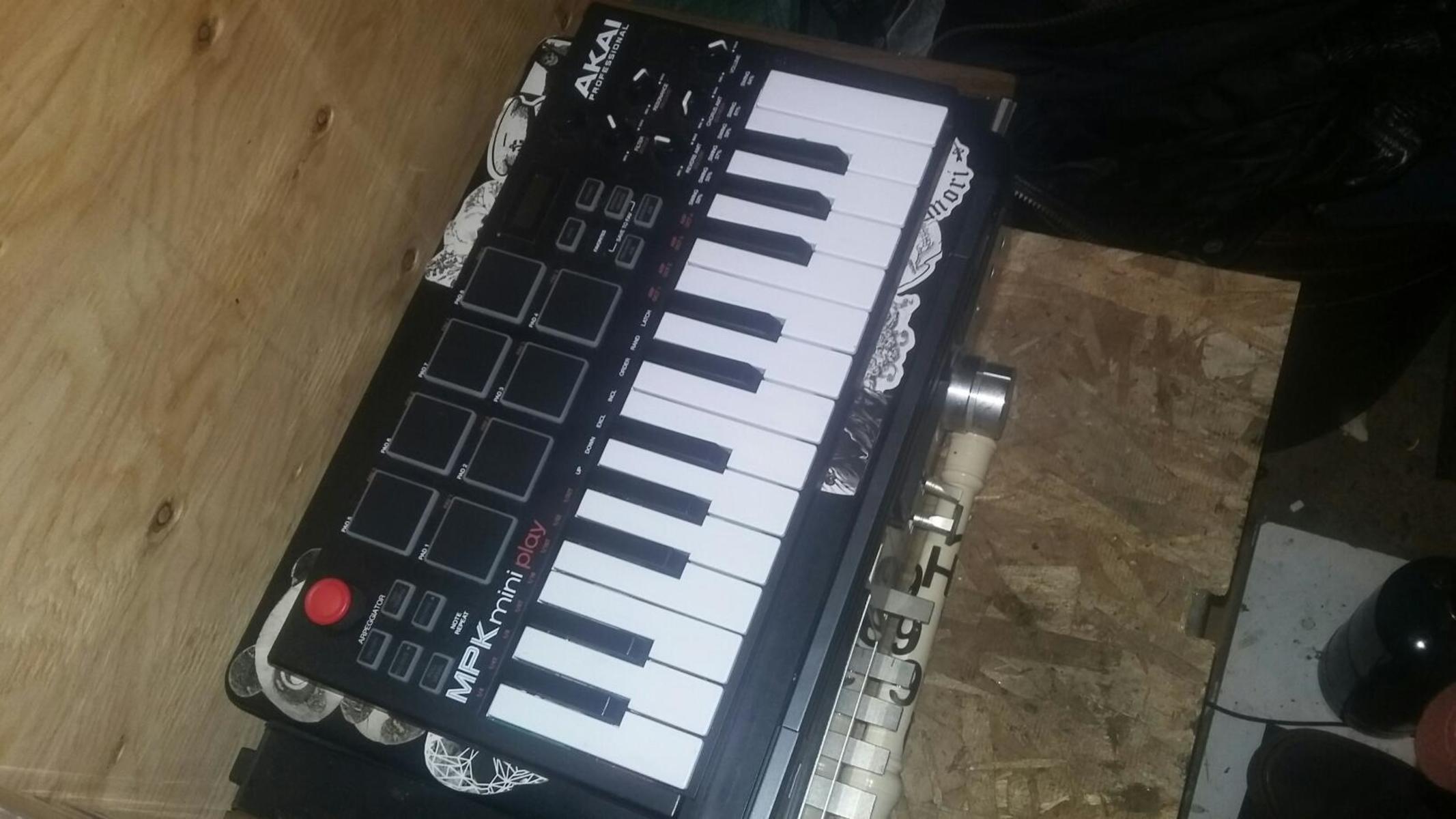 Studio Setup by h1grave featuring Akai MPK Mini PLAY