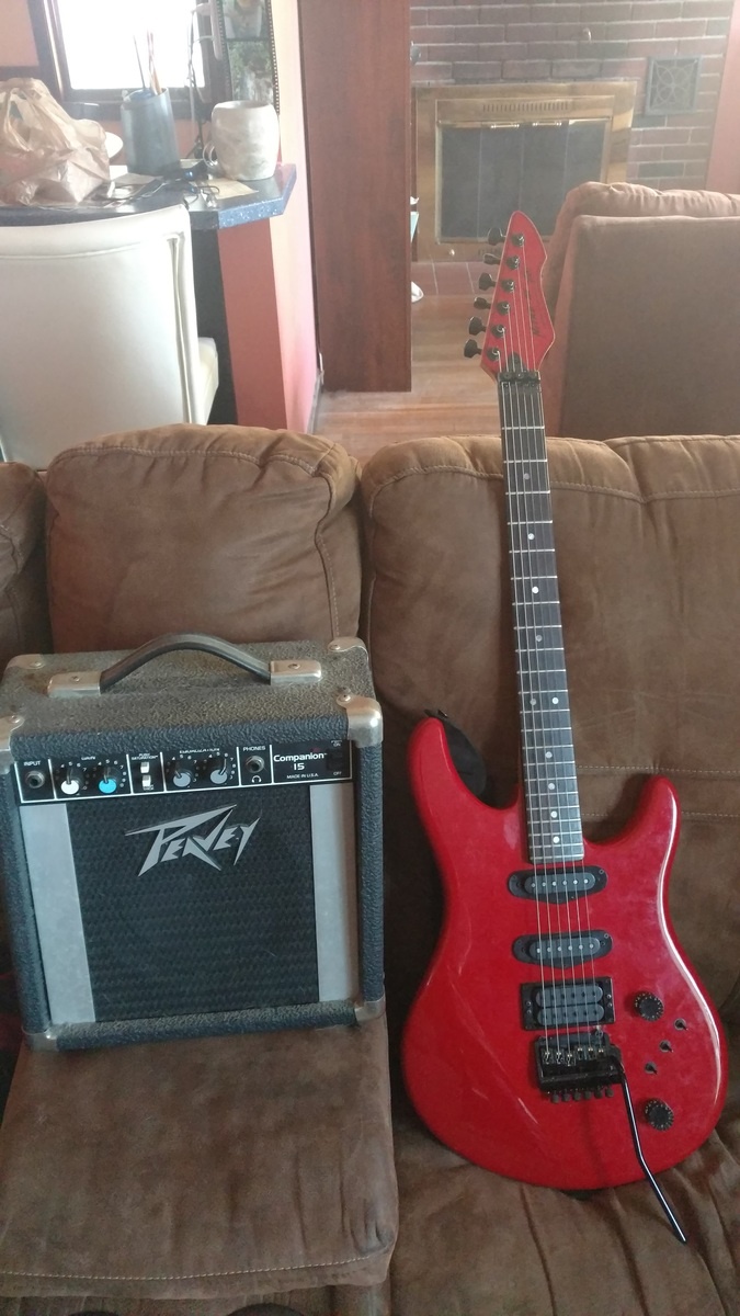 Music Gear Setup by jswatson0917 featuring Peavey Companion 15 and Peavey Nitro III