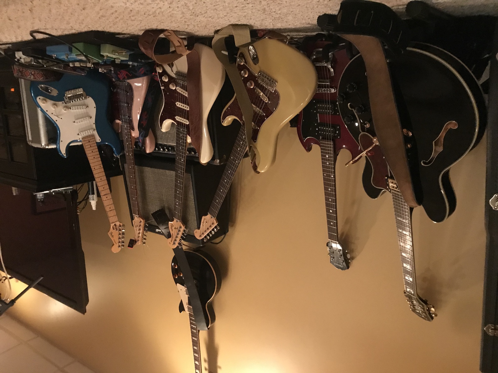 Music Gear Setup by pencoplayer featuring Epiphone Sheraton II
