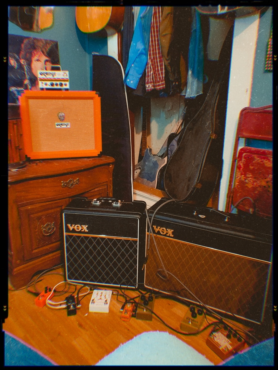 Amp Rig by stran9ebrew featuring Vox AC15CC1, Vox AC4C1-12, and Orange Micro Terror and 8 more pieces of gear