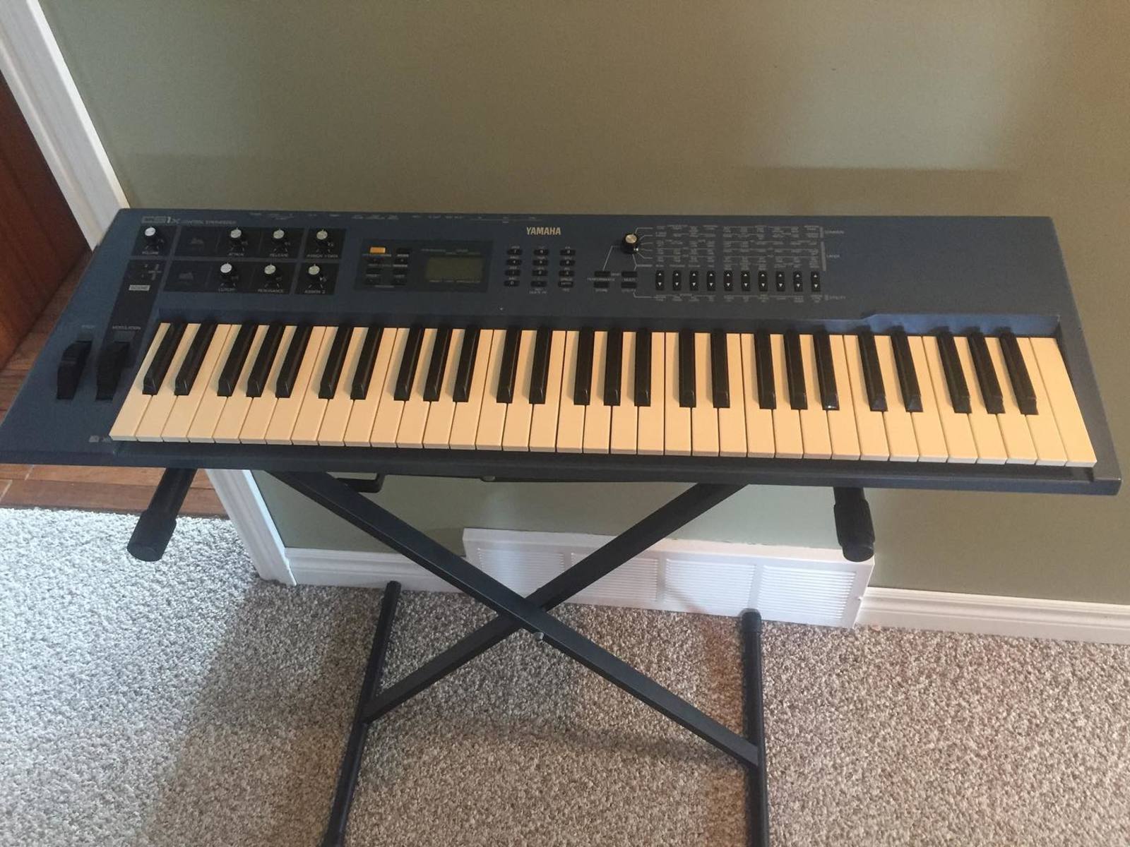 Electronic Synth Setup by yeeshee_intertwine featuring Yamaha CS1X