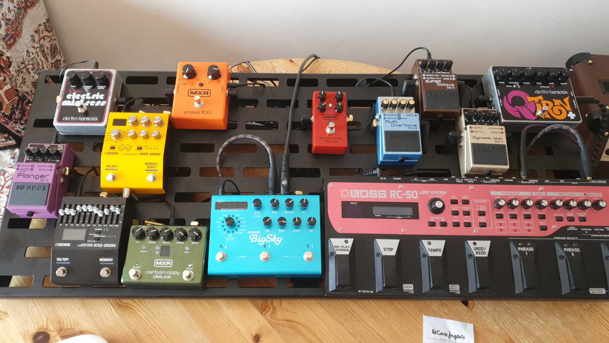 Boss Music Gear Setup by aravin_dhillon featuring Boss RC-50 Loop Station, Strymon BigSky, and MXR M292 Carbon Copy Deluxe and 10 more pieces of gear