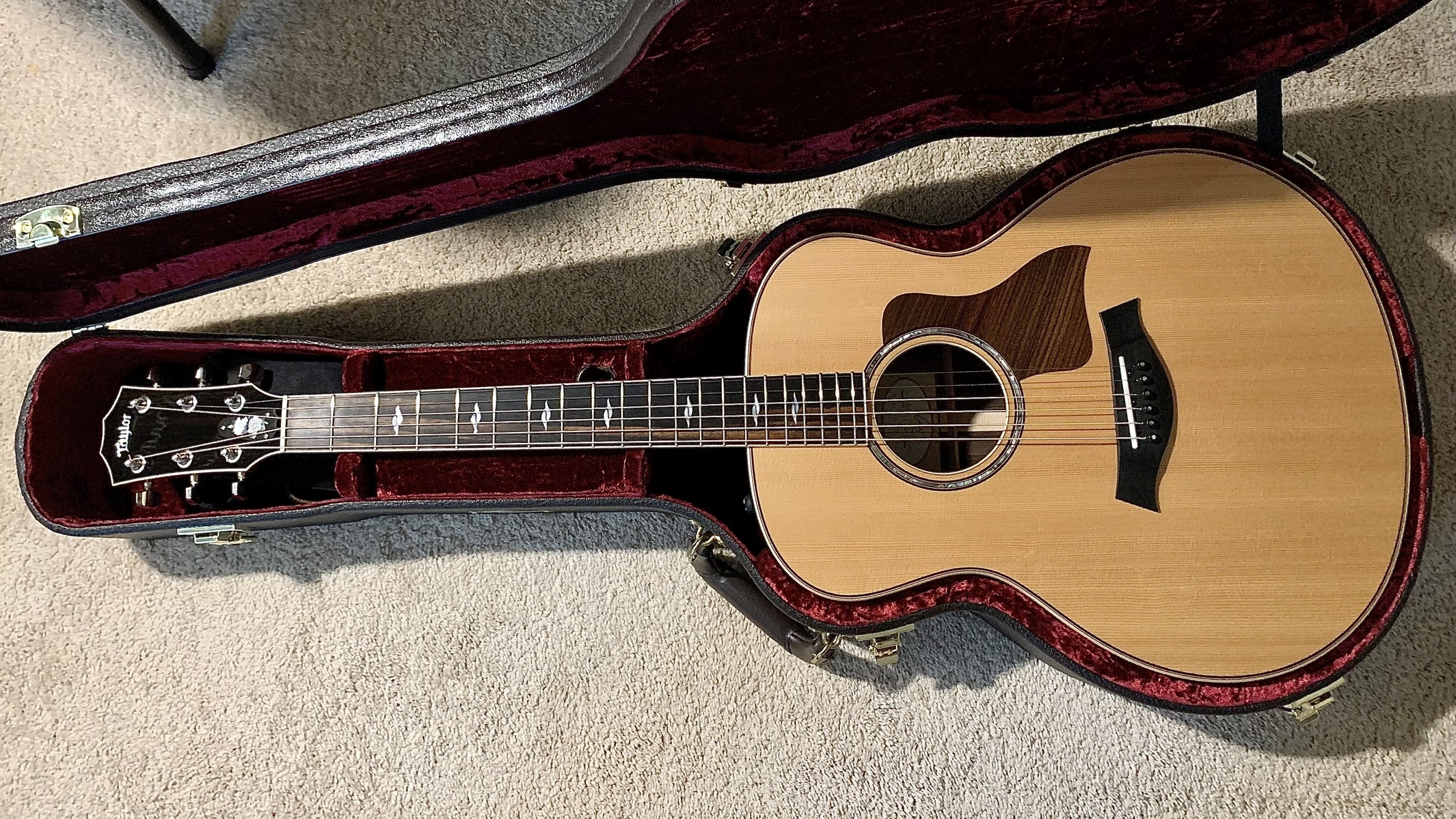 Music Gear Setup by ian1024 featuring Taylor 816e Grand Symphony guitar