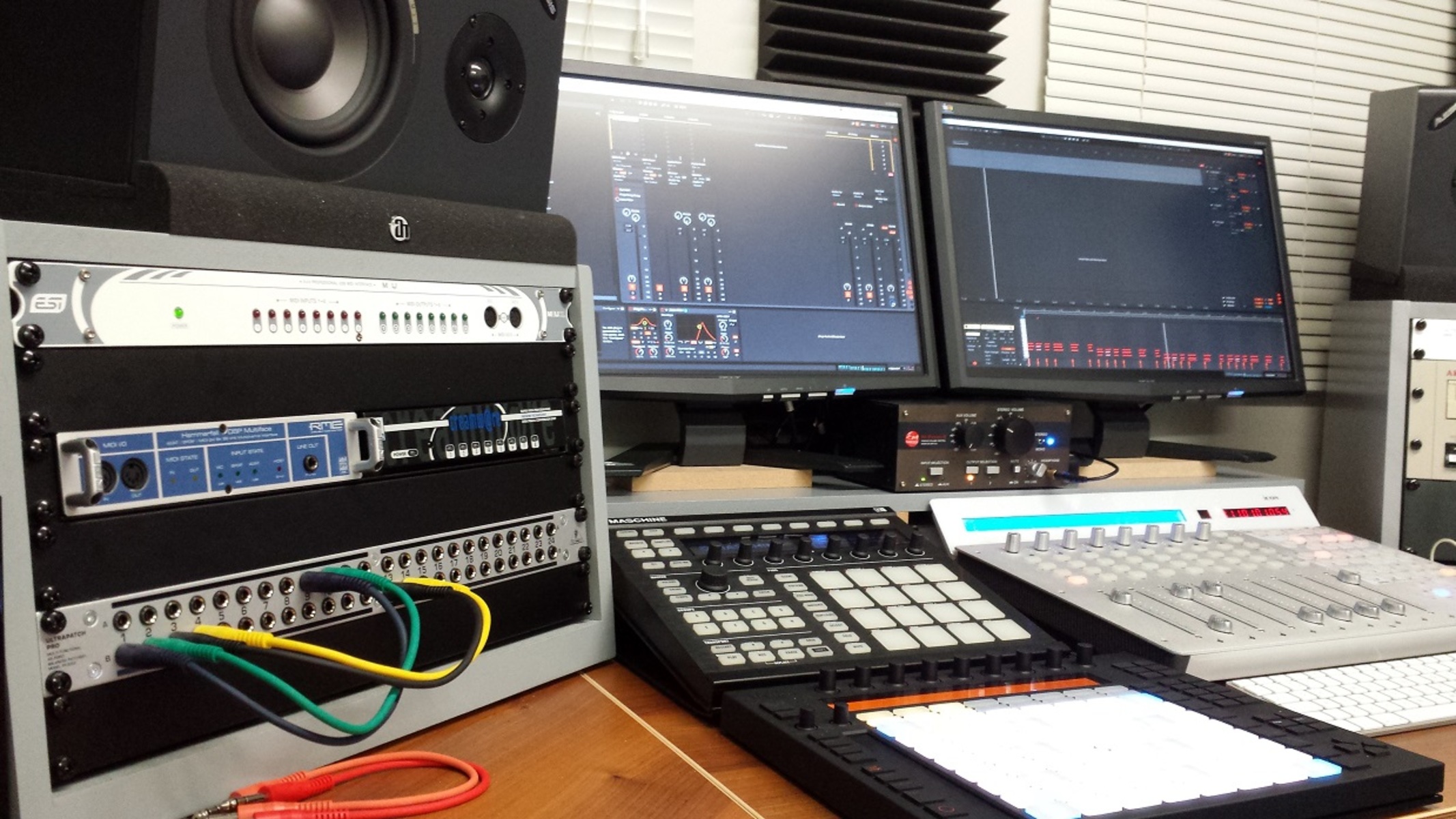 michel's music gear photo