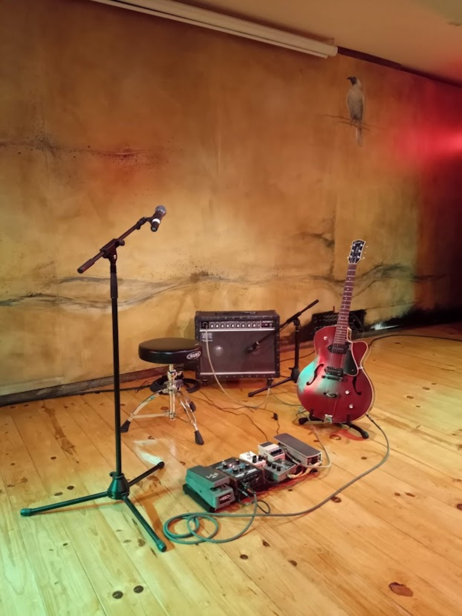 Pedalboard by garcia_gab featuring Roland JC-77 Jazz Chorus