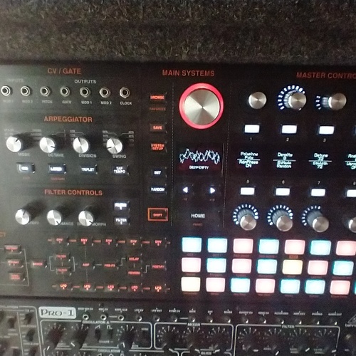 junkie_bass_studios's gear photo