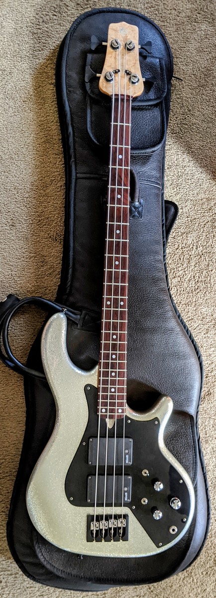 r26's music gear photo