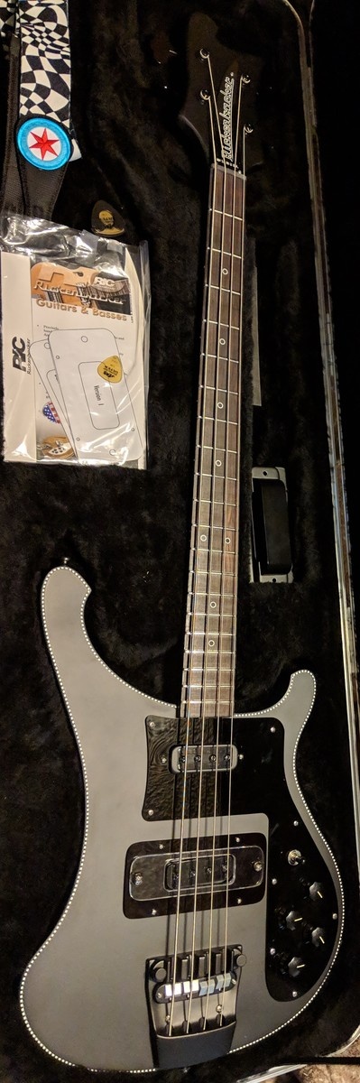 r26's music gear photo
