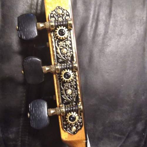 junkie_bass_studios's gear photo