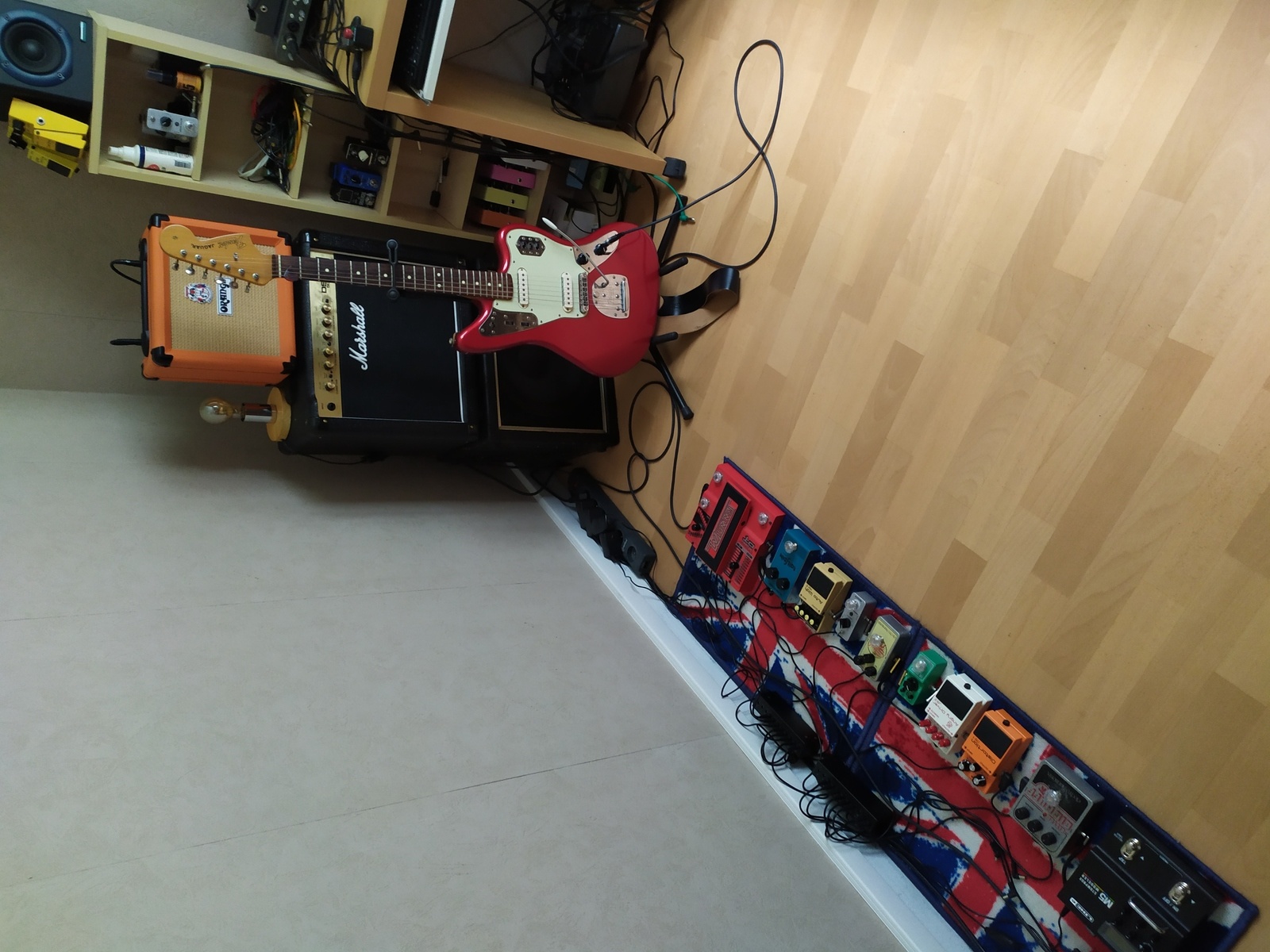 Pedalboard by nicoasis featuring Fender Classic Player Jaguar, Marshall DSL5C, and Orange Crush 12 and 12 more pieces of gear