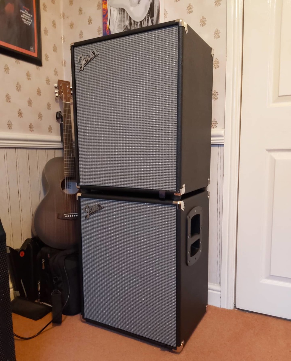 Amp Rig by lloydys featuring Fender Rumble 500