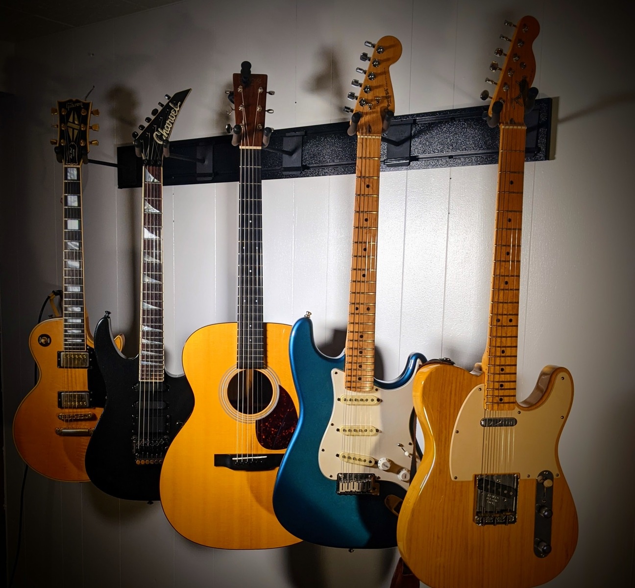 Fender Music Gear Setup by rainydayloops featuring Gibson Les Paul Custom Electric Guitar, Charvel 750XL, and Martin OM-21 and 2 more pieces of gear