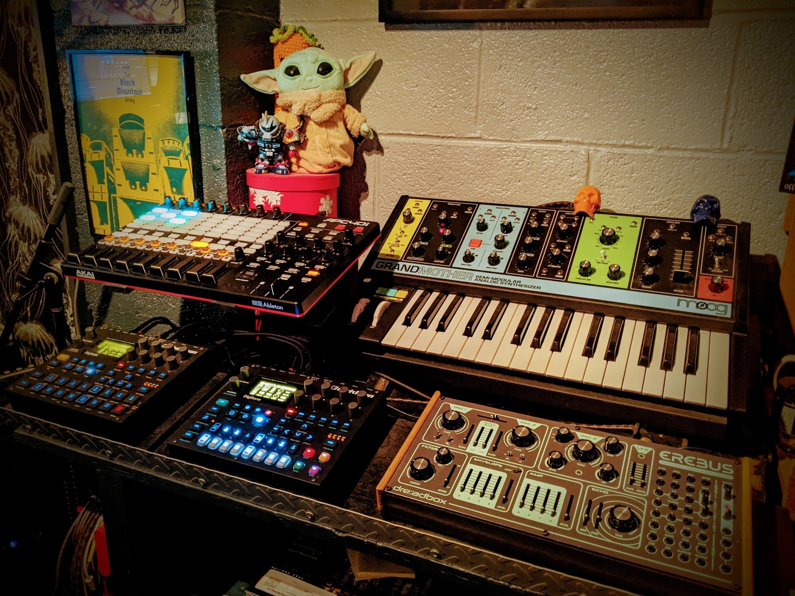 Electronic DJ Setup by rainydayloops featuring Elektron Digitakt, Elektron Digitone, and Dreadbox Erebus V3 and 2 more pieces of gear