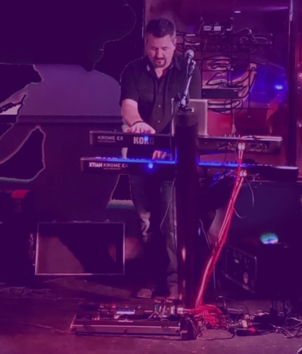 Metal Live Rig by christianconnett featuring Korg Krome EX 61, Korg Krome 73, and Line 6 POD Go
