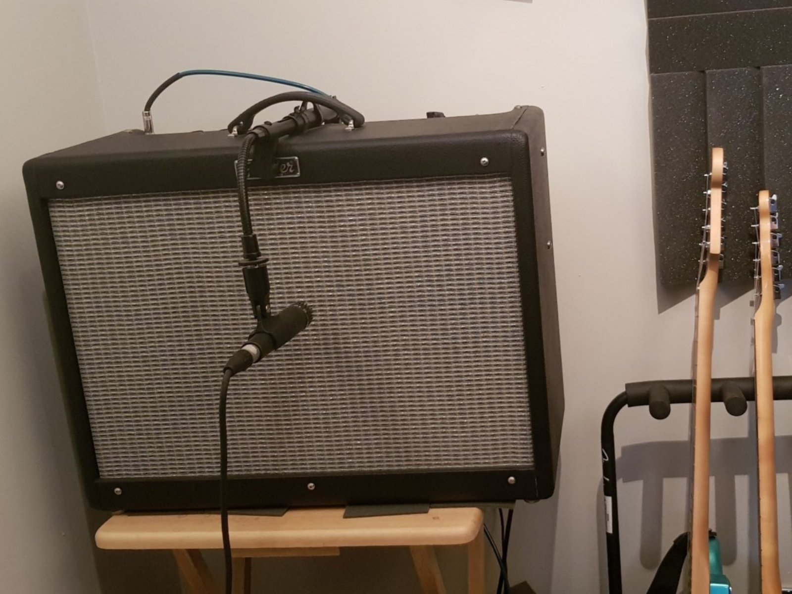 Shure Amp Rig by scott295 featuring Shure SM57 and Fender Hot Rod Deluxe III