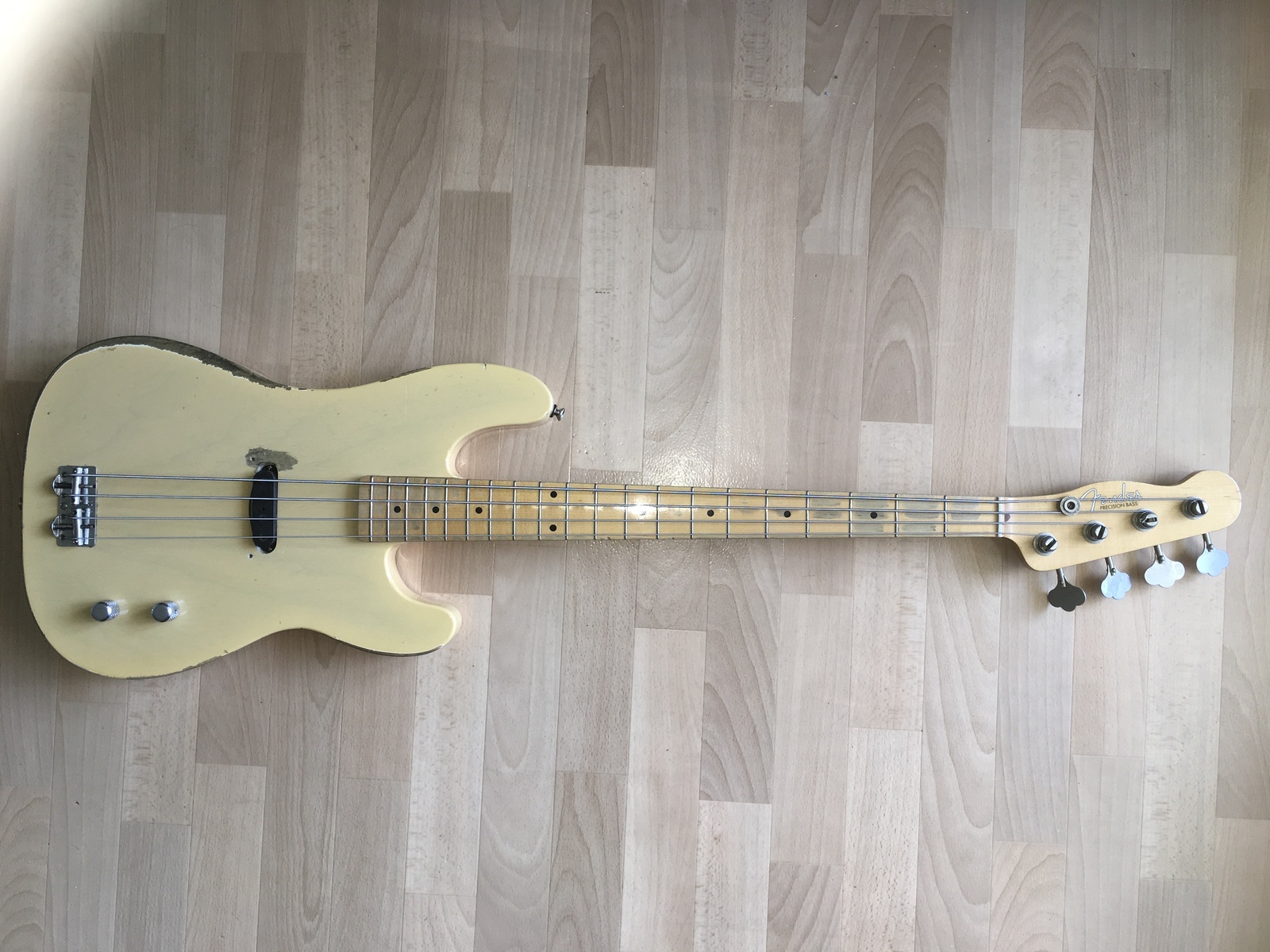 marcantoinearettehourquet's music gear photo