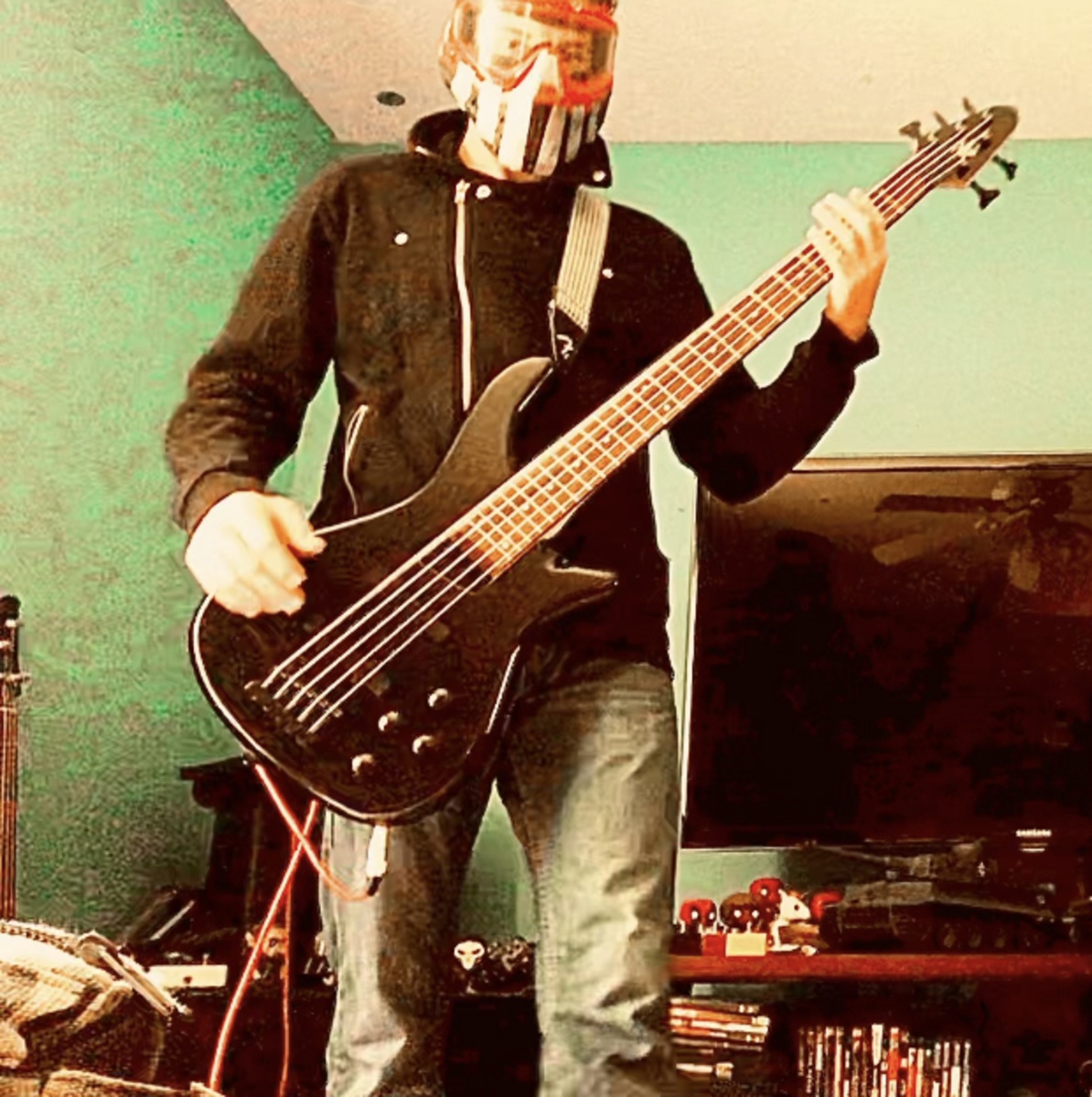 Music Gear Setup by abaddonkilmister featuring Rogue LX205B 5-String Series III