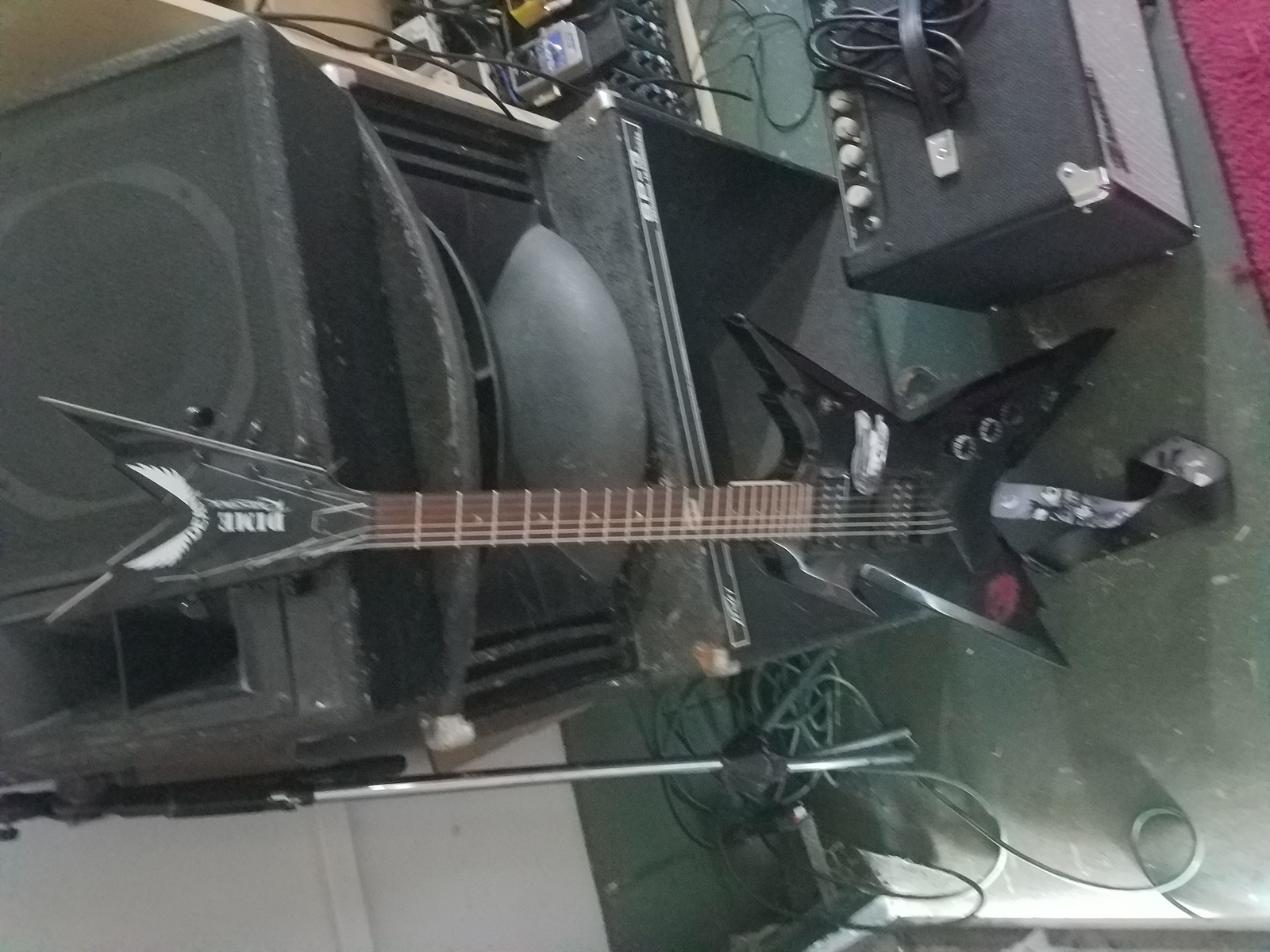 Music Gear Setup by naturalbornvillianess featuring Dean Razorback